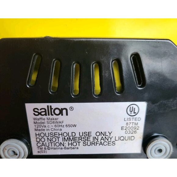 Vintage 90’s Scooby Doo Waffle Maker Model SD8WAF Tested Works! *RARE* - Picture 4 of 5